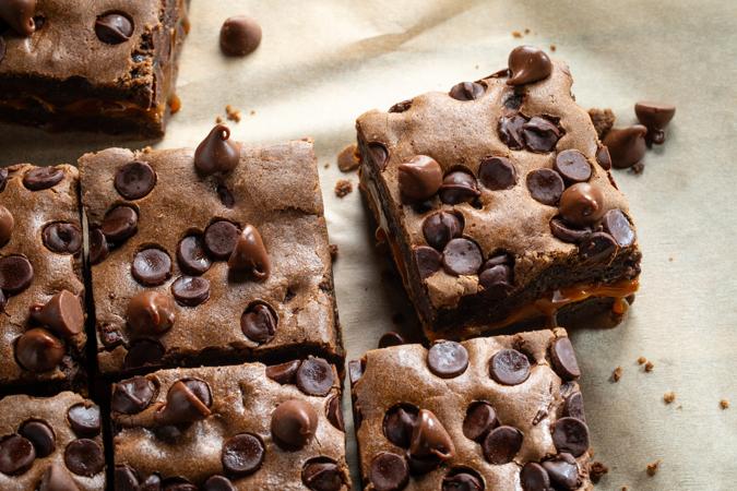 Dorothy Lane Killer Brownie Warm-up Gift