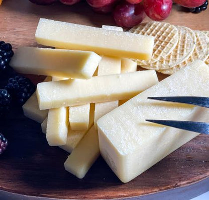 Dorothy Lane European Cheese Flight