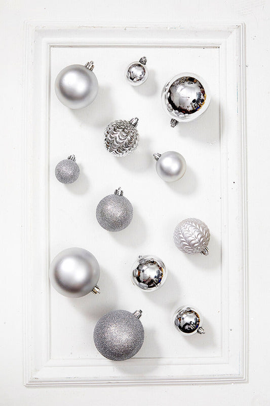 Decorator's Warehouse 80pc Shatterproof Ornament Tub - Silver